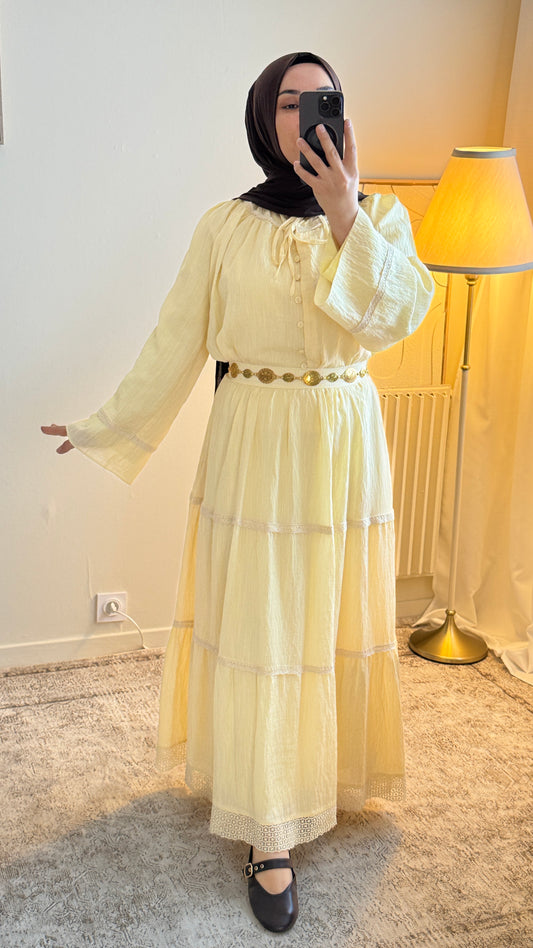Ensemble Modeste Femme Jaune Crème avec Jupe et Blouse Doublées – Style Élégant
