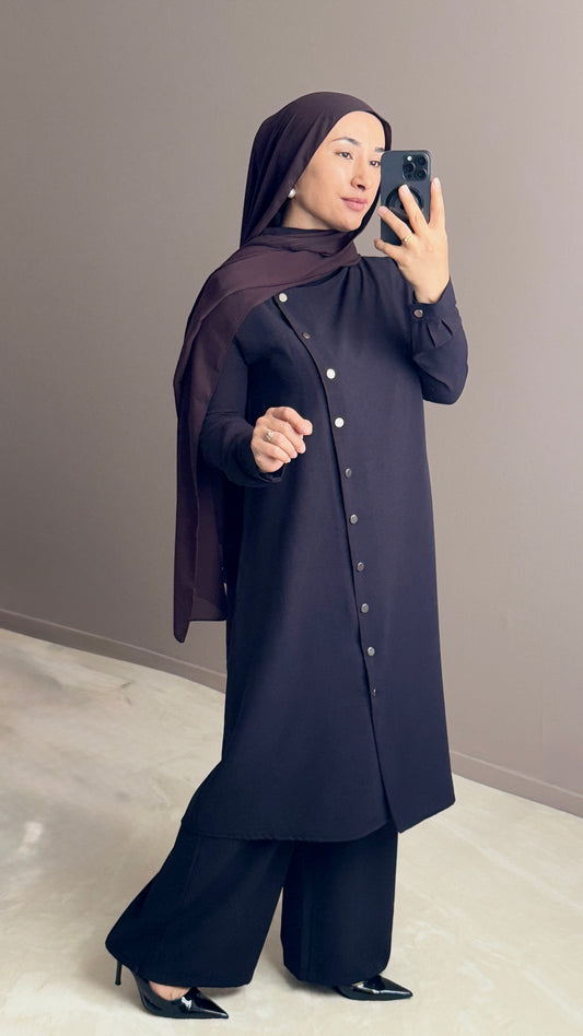 ENSEMBLE NOIR AVEC CHEMISE LONGUE