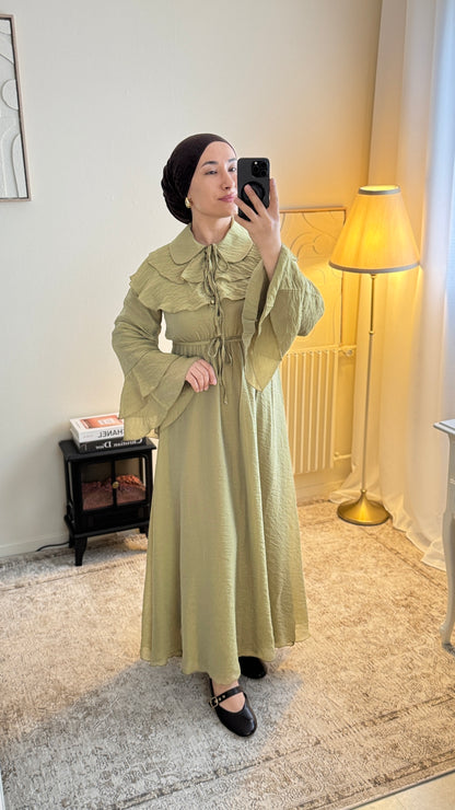 ROBE LONGUE MODESTE VERT DOUX-ELEGANTE,FLUIDE,DOUBLEE,STYLE ROMANTIQUE