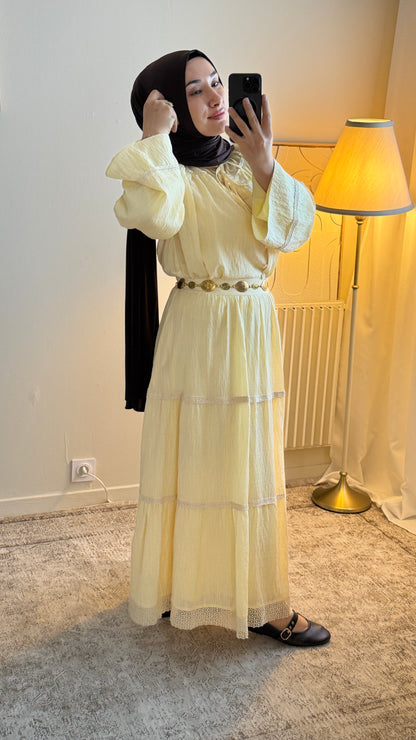 Ensemble Modeste Femme Jaune Crème avec Jupe et Blouse Doublées – Style Élégant