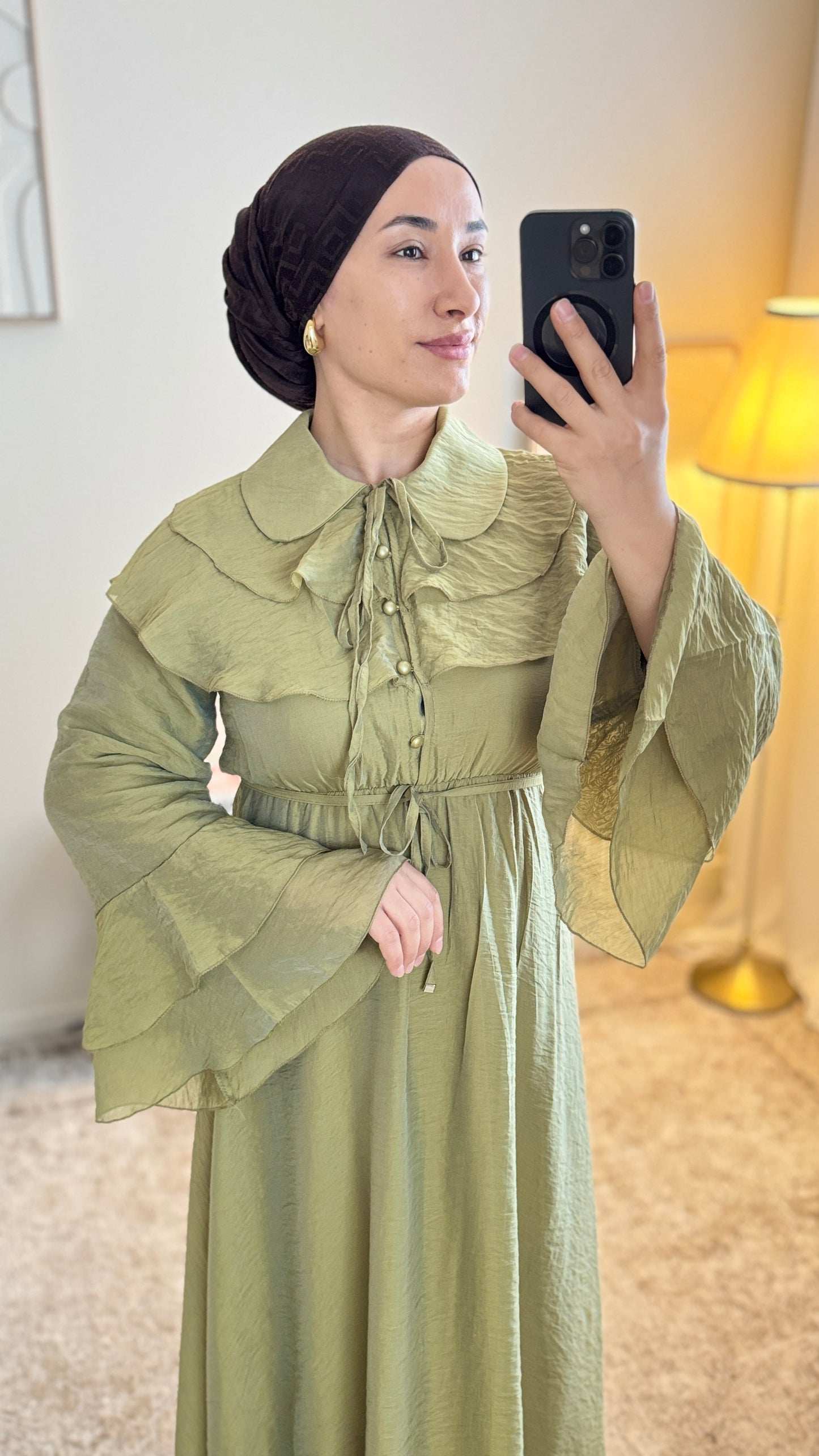 ROBE LONGUE MODESTE VERT DOUX-ELEGANTE,FLUIDE,DOUBLEE,STYLE ROMANTIQUE