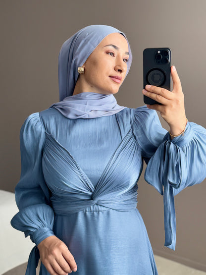 ROBE DE SOIRE A METTRE EN 2 FACON