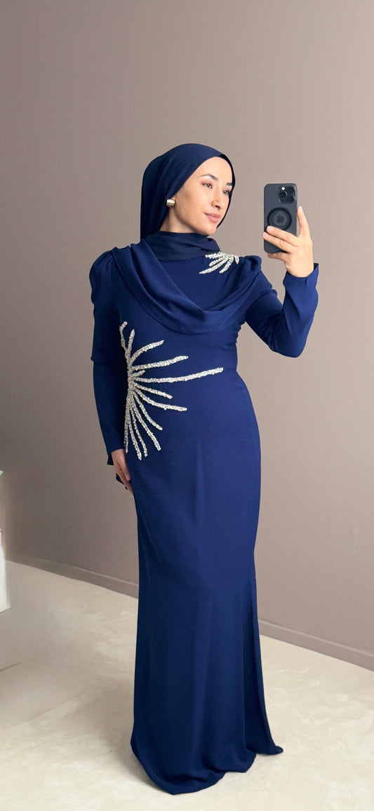 ROBE DE GALA A UNE EPAULE AVEC CAPE