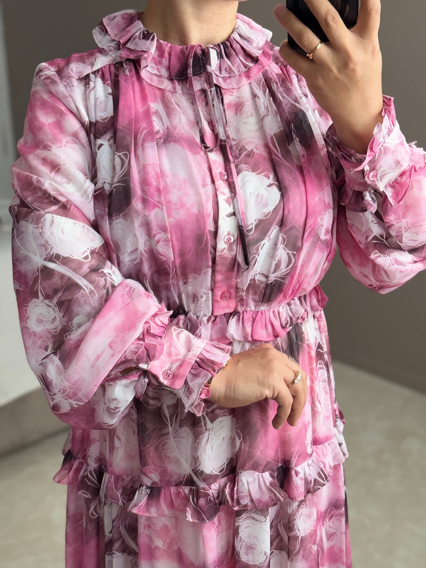 ROBE ROSE EN MOUSSELINE A VOLANTSET IMPRIME FLEURI-ELEGANCE FEMININE