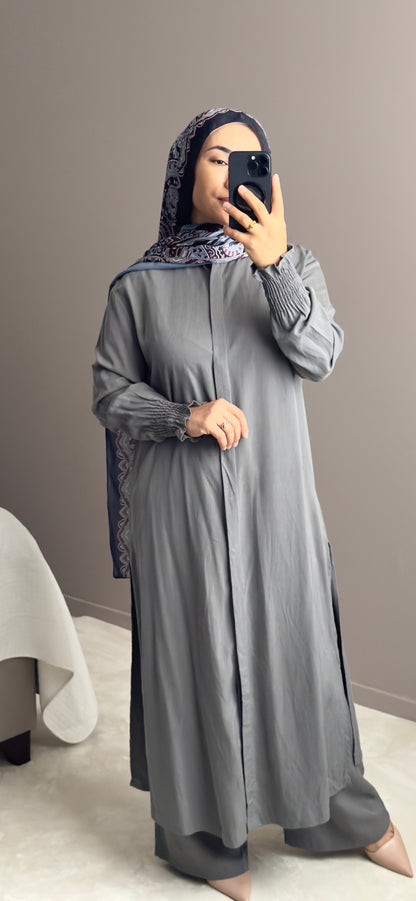 ENSEMBLE AVEC CHEMISE LONGUE FENDUE