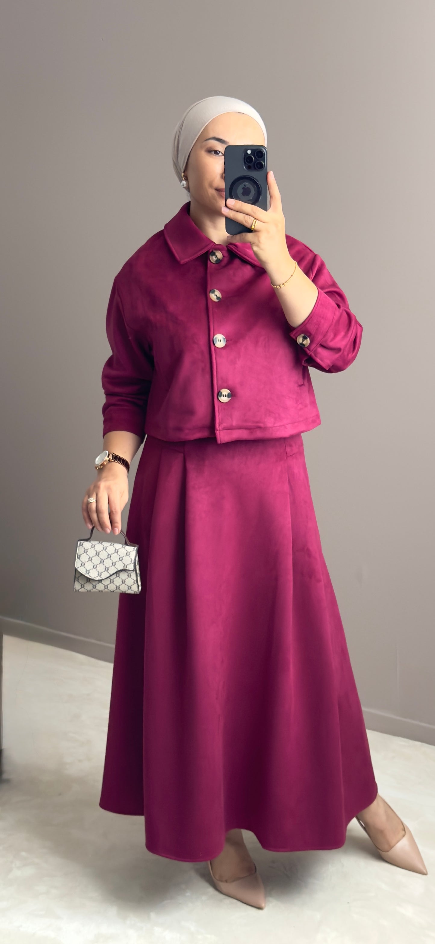 ENSEMBLE  BORDEAU EN SUEDE