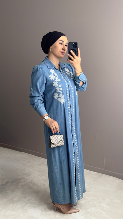 ROBE-CHEMISE EN JEAN TENCEL BRODEE