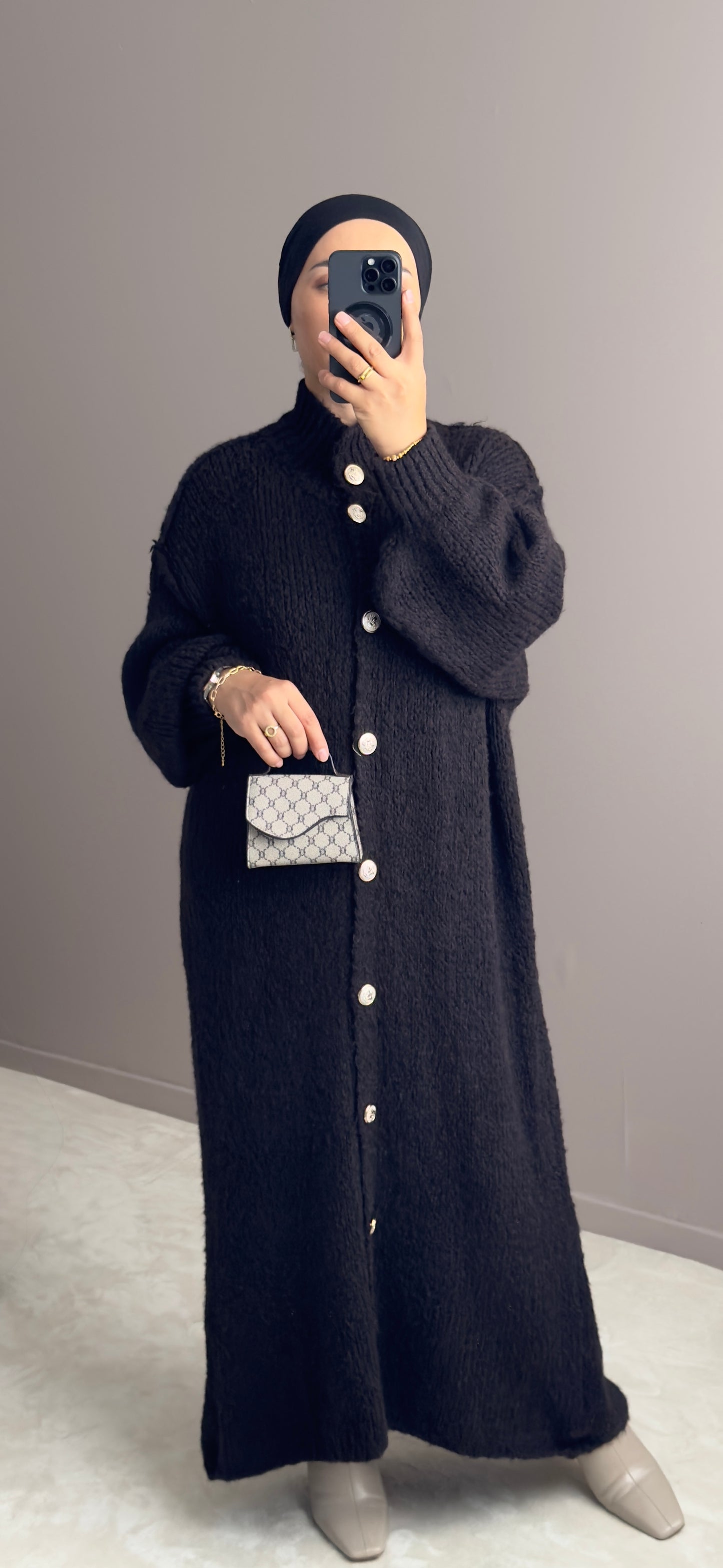 CARDIGAN CHOCOLAT LONG EN LAINE A BOUTONS-ELEGANCE ET CONFORT