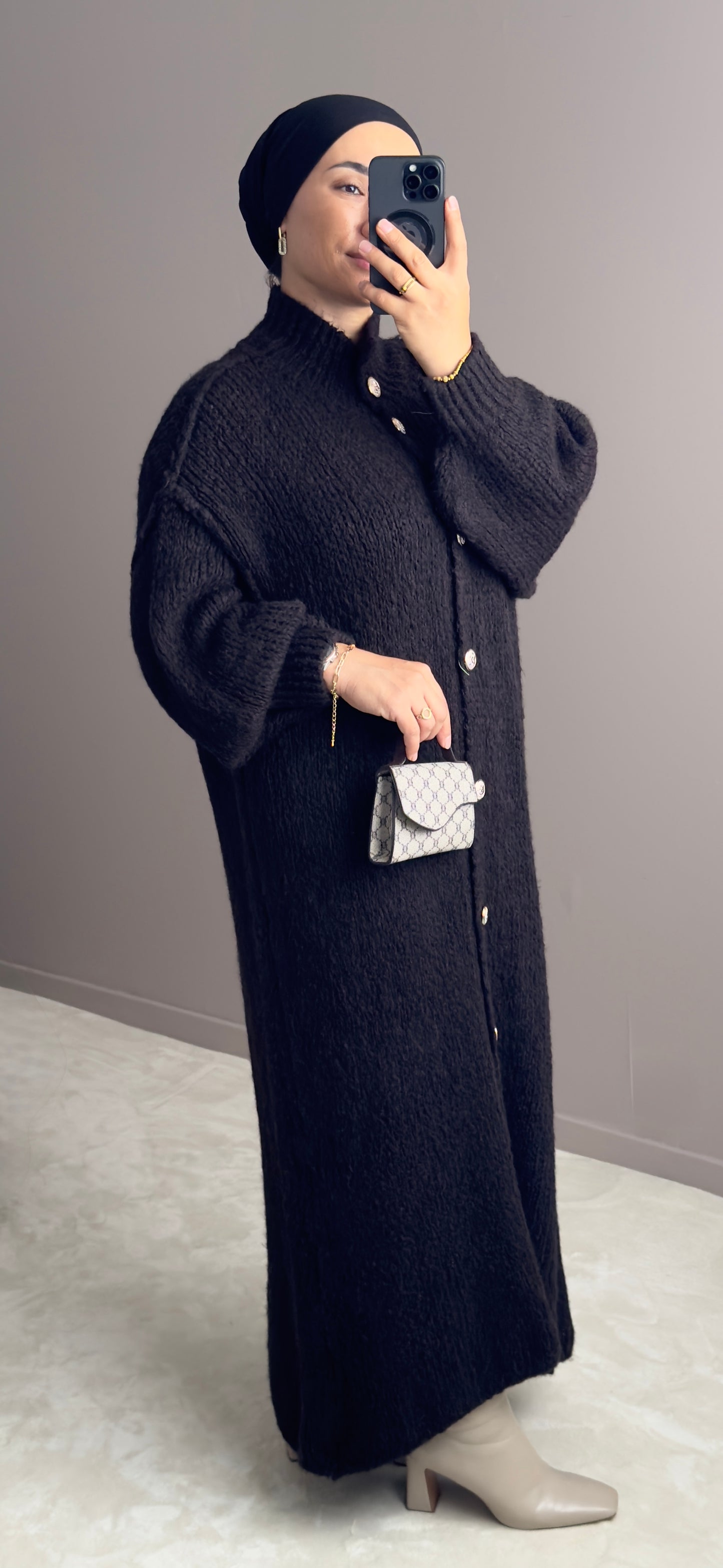 CARDIGAN CHOCOLAT LONG EN LAINE A BOUTONS-ELEGANCE ET CONFORT