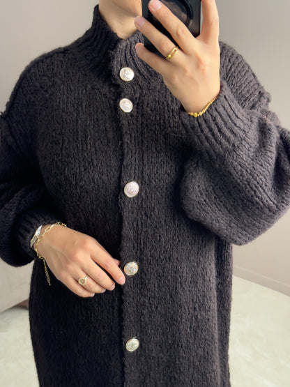CARDIGAN CHOCOLAT LONG EN LAINE A BOUTONS-ELEGANCE ET CONFORT