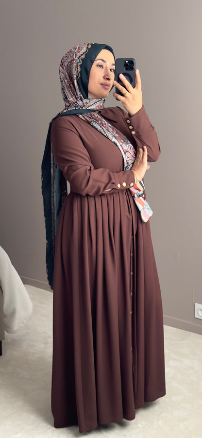 ROBE LONGUE ELEGANTE AVEC CEINTURE ET BOUTONS DORES