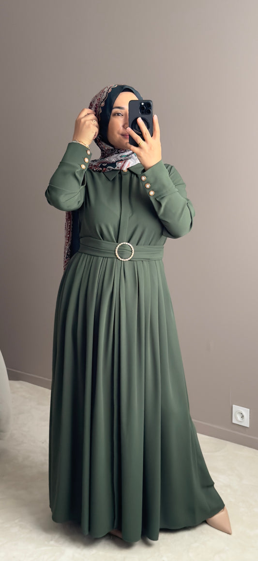 ROBE LONGUE ELEGANTE AVEC CEINTURE ET BOUTONS DORES
