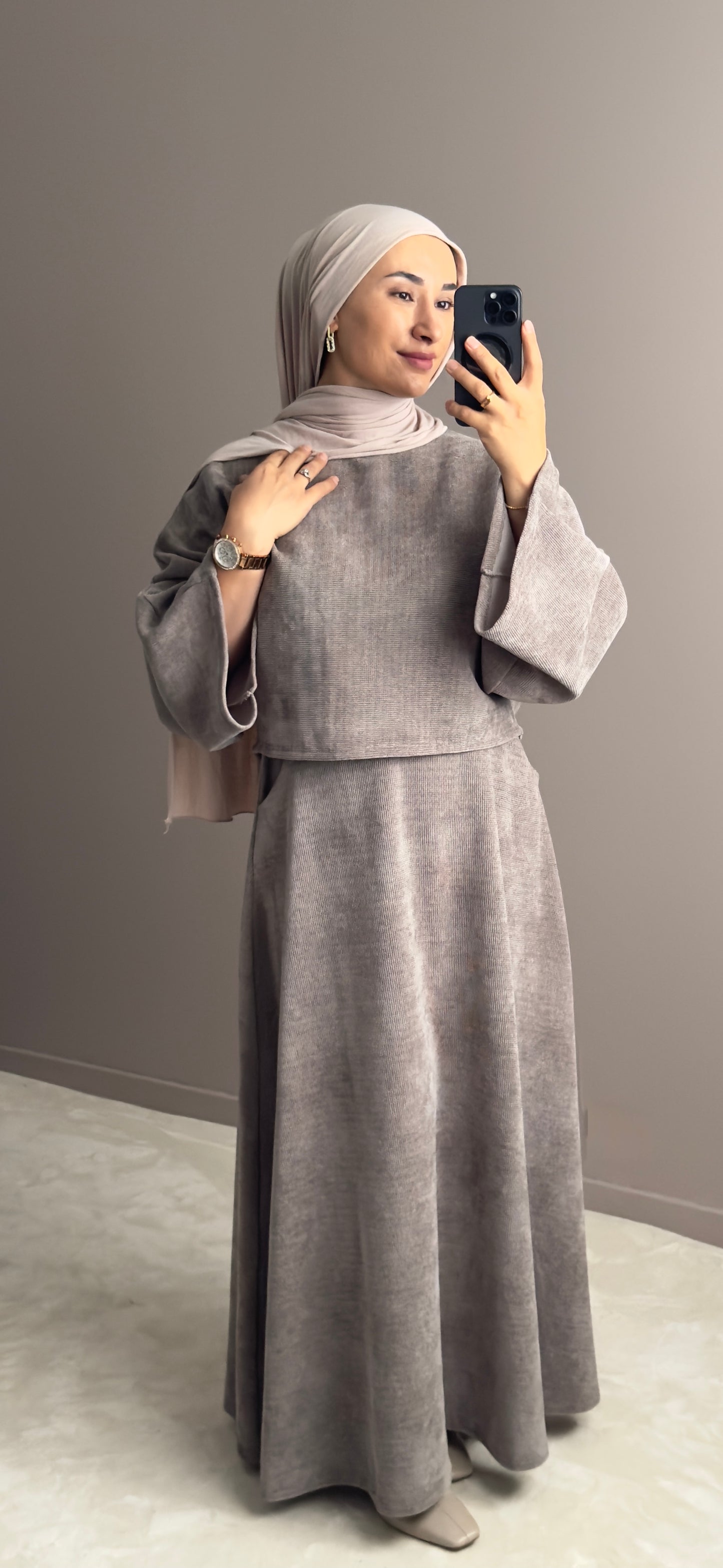 Ensemble femme velours – top large et jupe maxi confortable