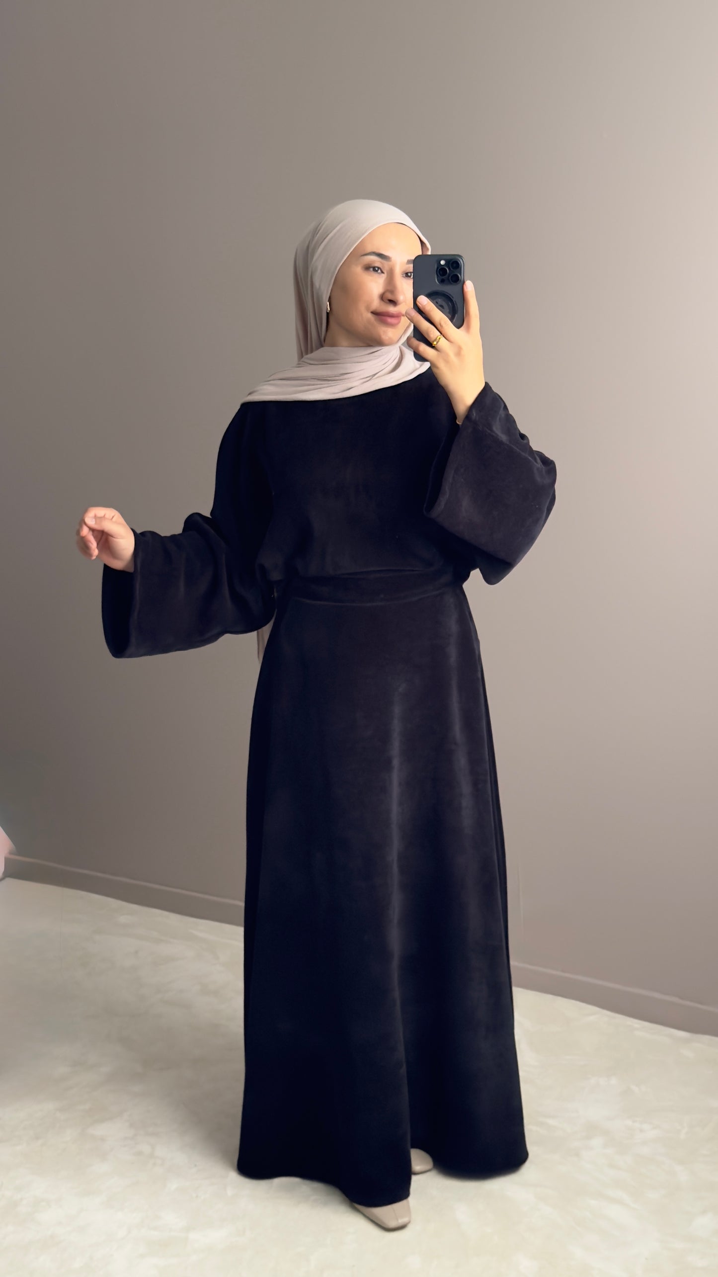 Ensemble femme velours – top large et jupe maxi confortable