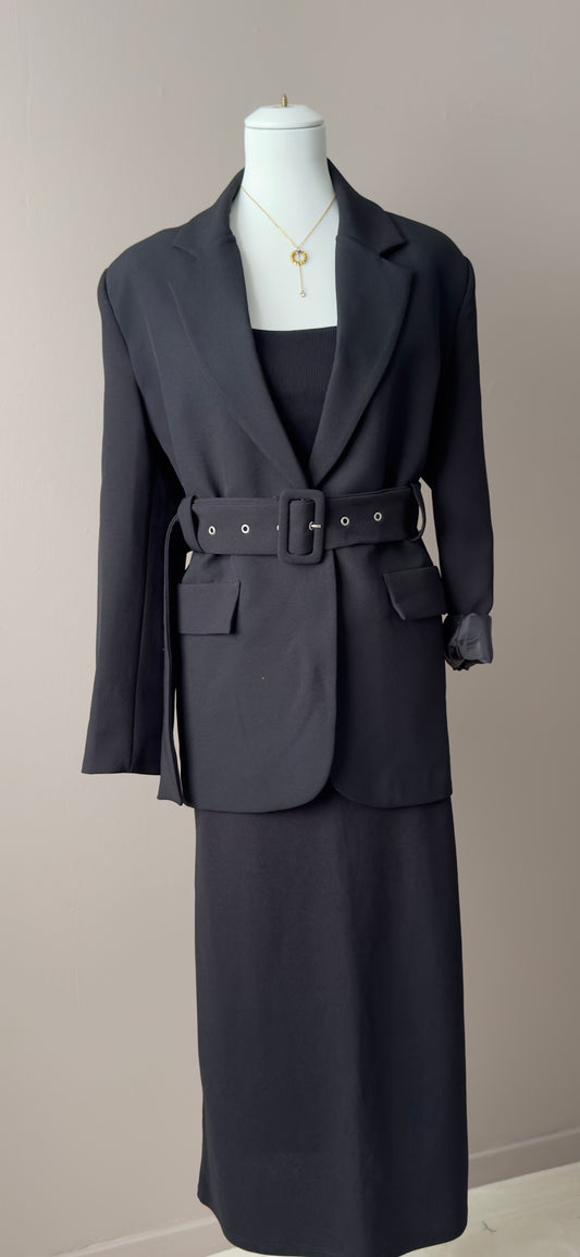 BLAZER LARGE NOIR AVEC CEINTURE NON FIXE