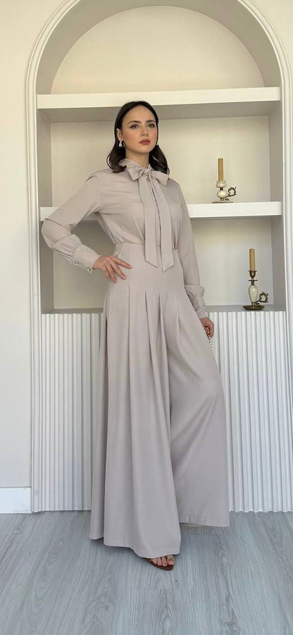 ENSEMBLE AVEC PANTALON TAILLE HAUTE ET LARGE