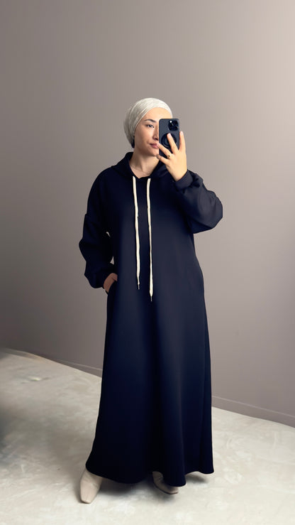 SWEAT LONG AVEC CAPUCHE NOIR