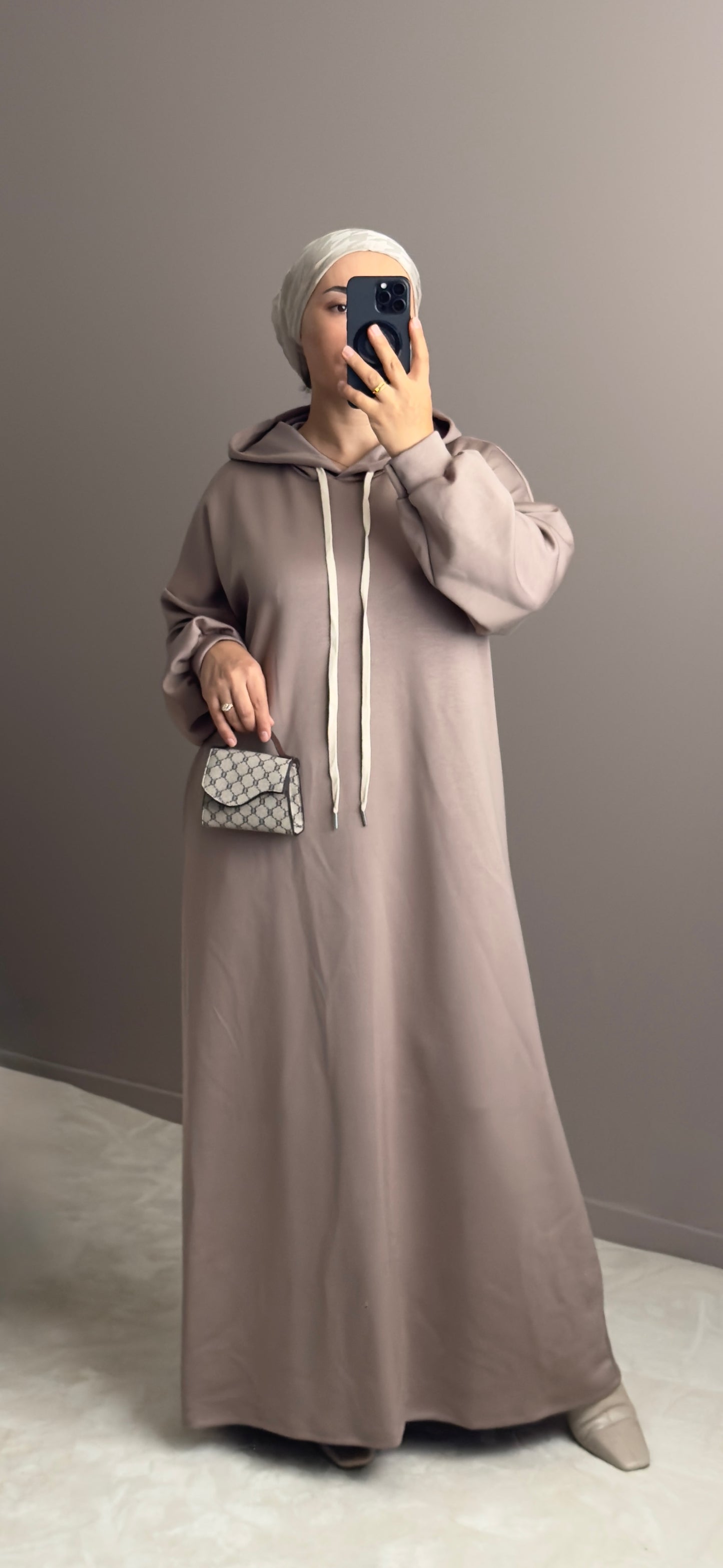 SWEAT LONG AVEC CAPUCHE MOCHA