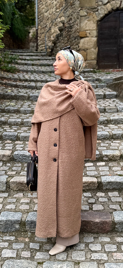 MANTEAU RECOUVERT D'UNE ECHARPE-TABA RENGI KABAN