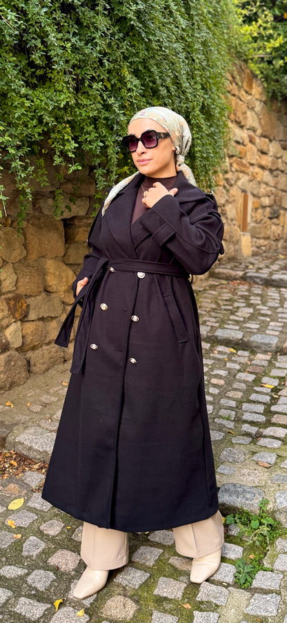 MANEAU NOIR LONG AVEC DES BOUTONS DORES-GOLD DUGMELI SIYAH UZUN KABAN