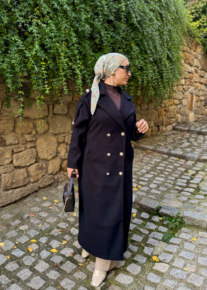 MANEAU NOIR LONG AVEC DES BOUTONS DORES-GOLD DUGMELI SIYAH UZUN KABAN
